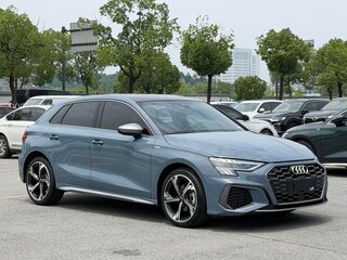 2023 Audi A3 Sportback 35 TFSI IV (8Y), голубой, 1634000 рублей, вид 1