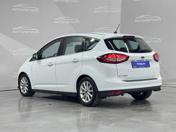 2017 Ford C-MAX II Рестайлинг, белый - вид 2