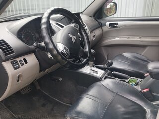2014 Mitsubishi Pajero Sport II Рестайлинг, белый, 1700000 рублей, вид 3
