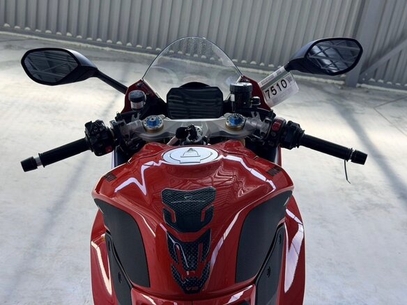 2025 Ducati Panigale V2, красный, 1999999 рублей - вид 20