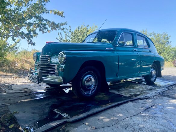 1954 ГАЗ М-20 «Победа», зелёный, 1500000 рублей