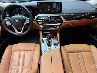 2023 BMW 5 серии 520i VII (G30/G31/G38) Рестайлинг, чёрный, 4123000 рублей, вид 4