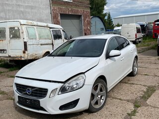 2011 Volvo S60 II, белый, 750000 рублей, вид 1