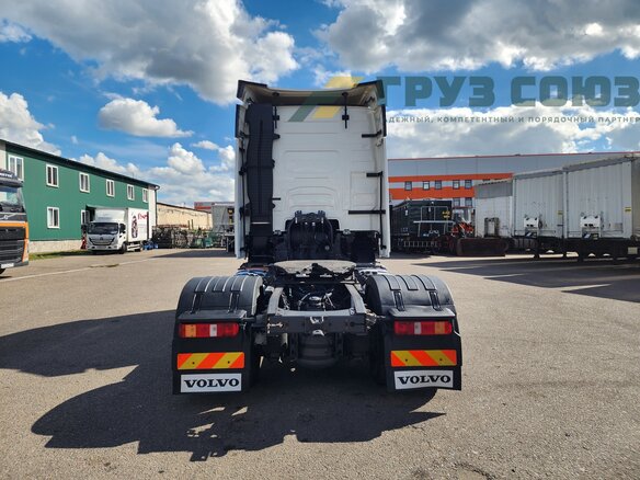 2017 Volvo FH, белый, 6250000 рублей - вид 5