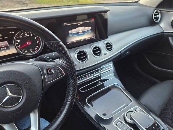 2017 Mercedes-Benz E-Класс 200 V (W213, S213, C238), чёрный - вид 14
