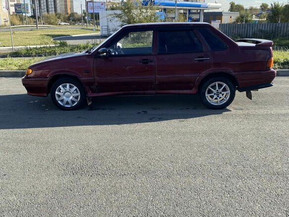 2004 Lada (ВАЗ) 2115, красный, 100000 рублей - вид 8