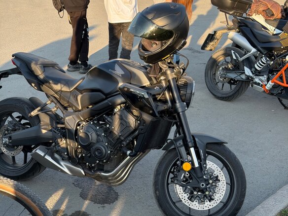 2025 Honda CB 650R, чёрный, 1600000 рублей - вид 5