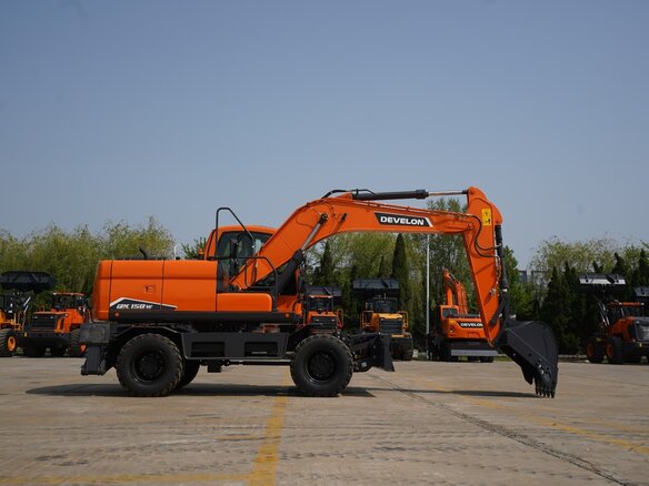 2024 Develon DX150W, оранжевый, 14300000 рублей - вид 3