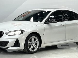 2023 BMW 1 серии 120i III (F52) Рестайлинг, белый, 1987630 рублей, вид 1