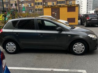 2011 Kia Ceed I Рестайлинг, серый, 530000 рублей, вид 3