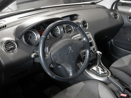 2012 Peugeot 308 I Рестайлинг, белый, 379000 рублей, вид 5
