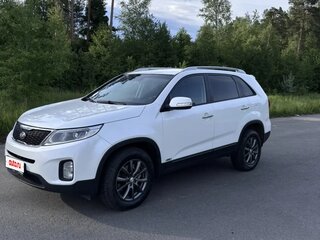 2018 Kia Sorento II Рестайлинг, белый, 2400000 рублей, вид 1
