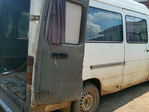 2001 Mercedes-Benz Sprinter, белый, 299000 рублей - вид 8