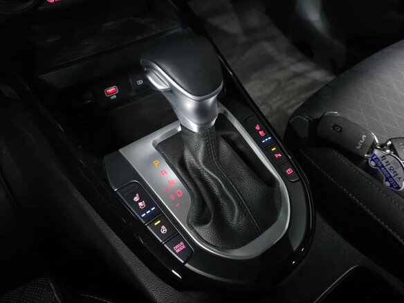 2021 Kia K3 II Рестайлинг, белый - вид 12