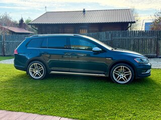 2019 Volkswagen Golf Alltrack VII Рестайлинг, зелёный, 2290000 рублей, вид 4