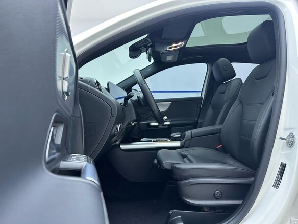2022 Mercedes-Benz GLA 180 II (H247), белый, 2419000 рублей - вид 6