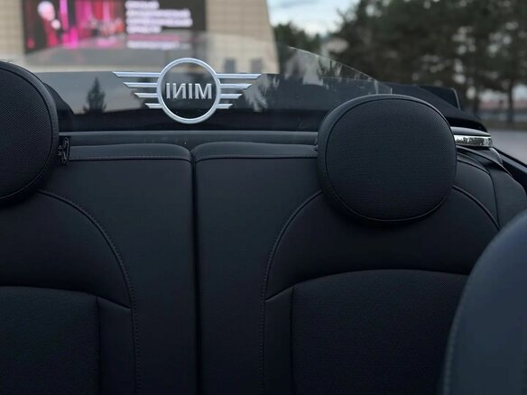 2020 Mini Cabrio Cooper III Рестайлинг, белый, 2590000 рублей - вид 18