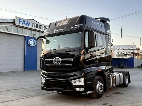 2024 FAW J7, белый, 8100000 рублей, вид 1