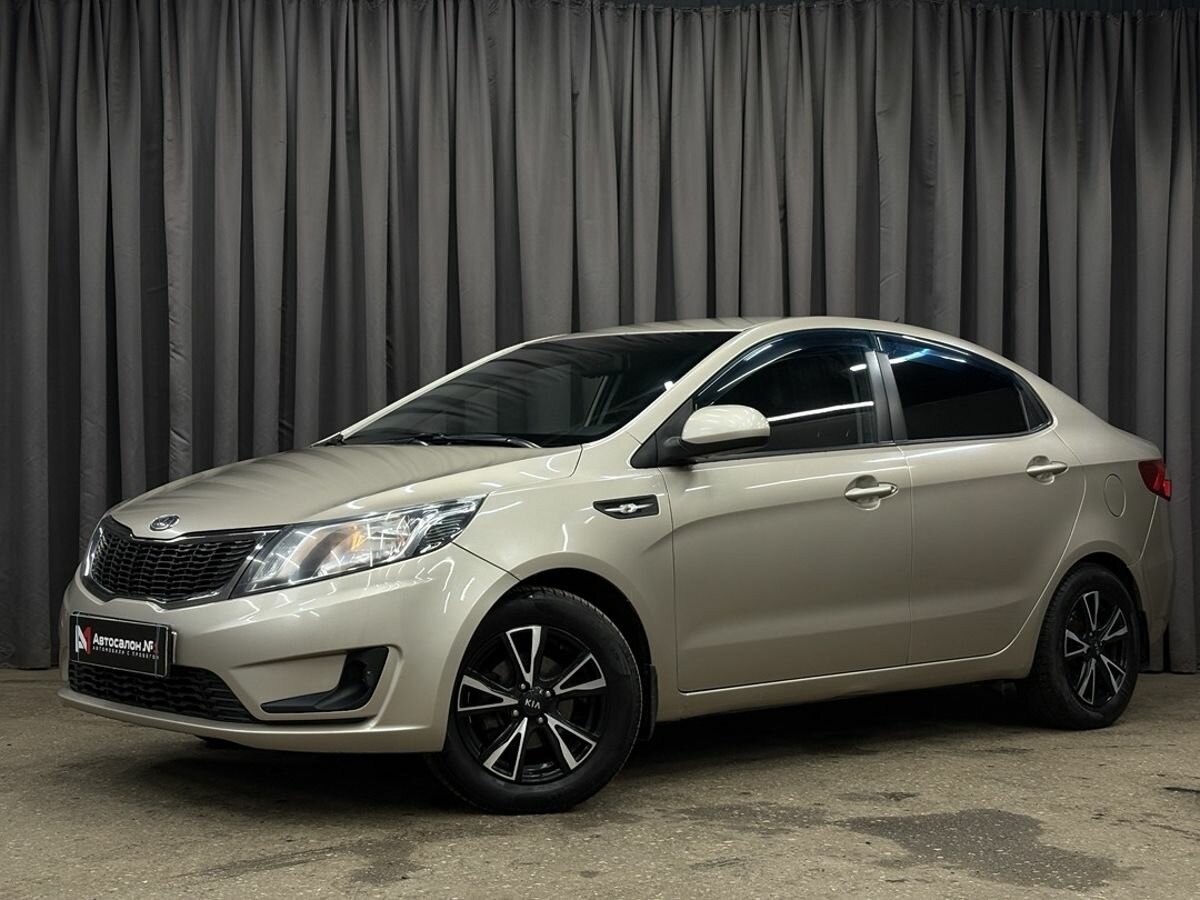 Открыть фотографии: Kia Rio III