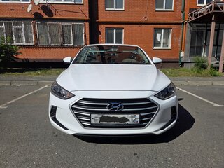2017 Hyundai Elantra VI (AD), белый, 1650000 рублей, вид 1