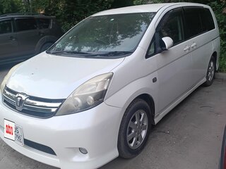 2012 Toyota ISis I Рестайлинг, белый, 1555000 рублей, вид 1