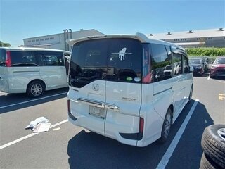 2018 Honda Stepwgn Spada V Рестайлинг, белый, 1699999 рублей, вид 5