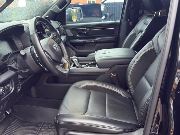 2025 Ram 1500 Crew Cab V Рестайлинг, чёрный, 8390000 рублей - вид 8