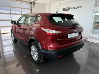 2016 Nissan Qashqai II, красный, 1499000 рублей, вид 2