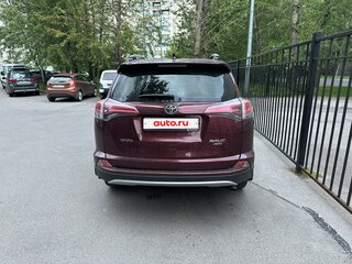 2016 Toyota RAV4 IV (XA40) Рестайлинг, красный, 2200000 рублей, вид 4