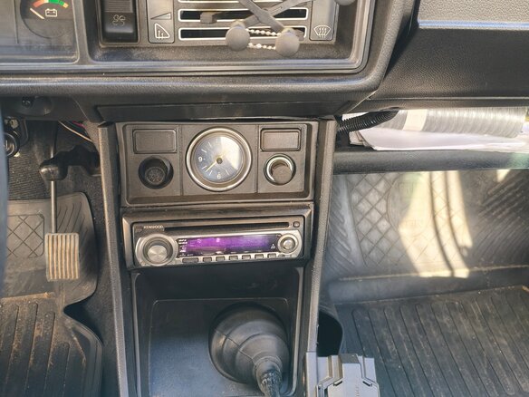 2004 Lada (ВАЗ) 2107, серый, 180000 рублей - вид 11