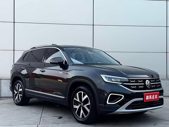 2023 Volkswagen Tayron I Рестайлинг, чёрный - вид 2