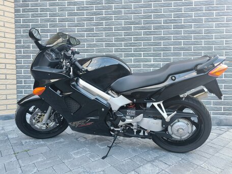 1999 Honda VFR 800, чёрный, 419000 рублей, вид 2