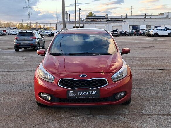 2012 Kia Ceed II, красный, 1120000 рублей - вид 1