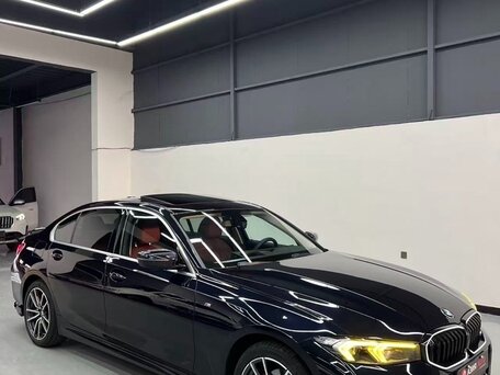 2024 BMW 3 серии Long 320Li VII (G2x) Рестайлинг, синий, 3200000 рублей, вид 3