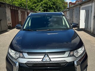 2020 Mitsubishi Outlander III Рестайлинг 3, синий, 1880000 рублей, вид 3