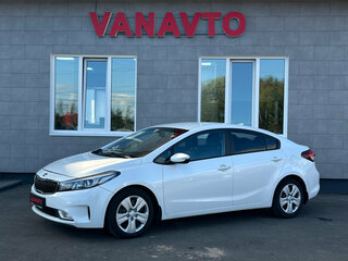2019 Kia Cerato III Рестайлинг (Classic), белый, 1400000 рублей, вид 1
