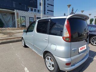 2002 Toyota FunCargo, серый, 319000 рублей, вид 4