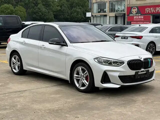 2022 BMW 1 серии 120i III (F52) Рестайлинг, белый, 1700300 рублей, вид 3