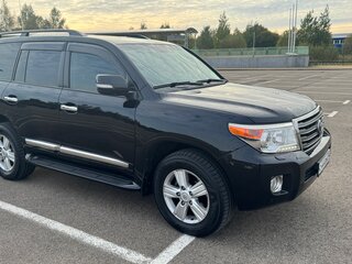 2013 Toyota Land Cruiser 200 Series Рестайлинг 1, чёрный, 3700000 рублей, вид 2