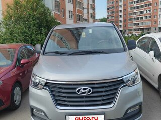 2020 Hyundai Grand Starex, серебристый, 1900000 рублей, вид 2