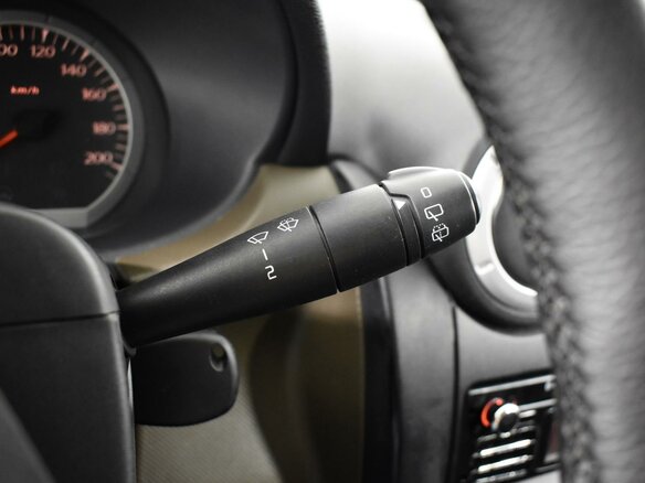 2014 Lada (ВАЗ) Largus I, белый, 639900 рублей - вид 15