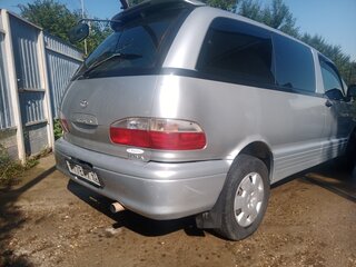 1999 Toyota Estima Emina I, серебристый, 650000 рублей, вид 2