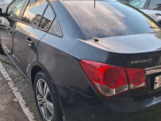2011 Chevrolet Cruze I, чёрный, 430000 рублей, вид 4