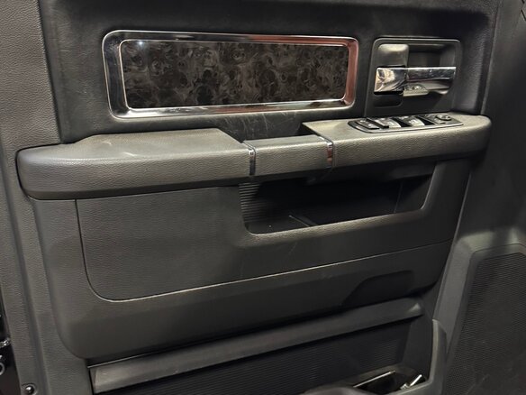 2011 Dodge RAM IV (DS/DJ), чёрный, 2850000 рублей - вид 16