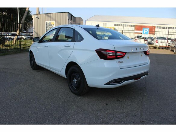 2026 Lada (ВАЗ) Vesta I Рестайлинг (NG), белый, 1735000 рублей - вид 3