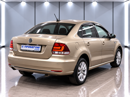 2019 Volkswagen Polo V Рестайлинг, бежевый, 1300000 рублей, вид 4