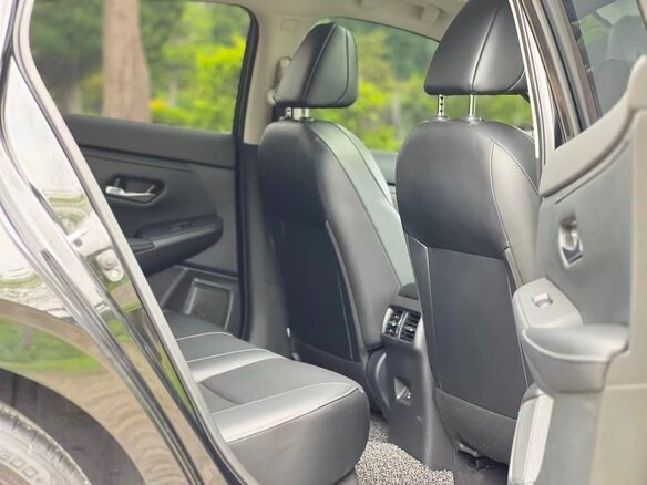 2022 Nissan Sylphy IV (B18), чёрный, 1310000 рублей - вид 12