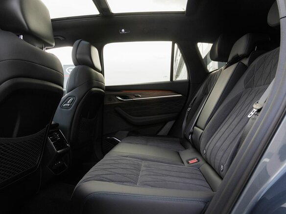 2026 Geely Monjaro I Рестайлинг, серый, 4905990 рублей - вид 12