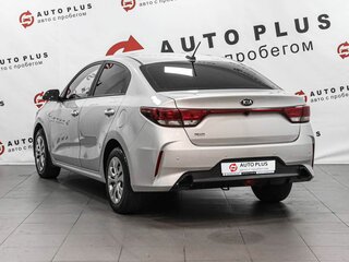 2021 Kia Rio IV Рестайлинг, серый, 1499000 рублей, вид 2