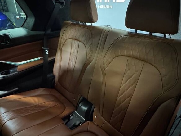 2020 BMW X7 40i I (G07), синий, 6600000 рублей - вид 19